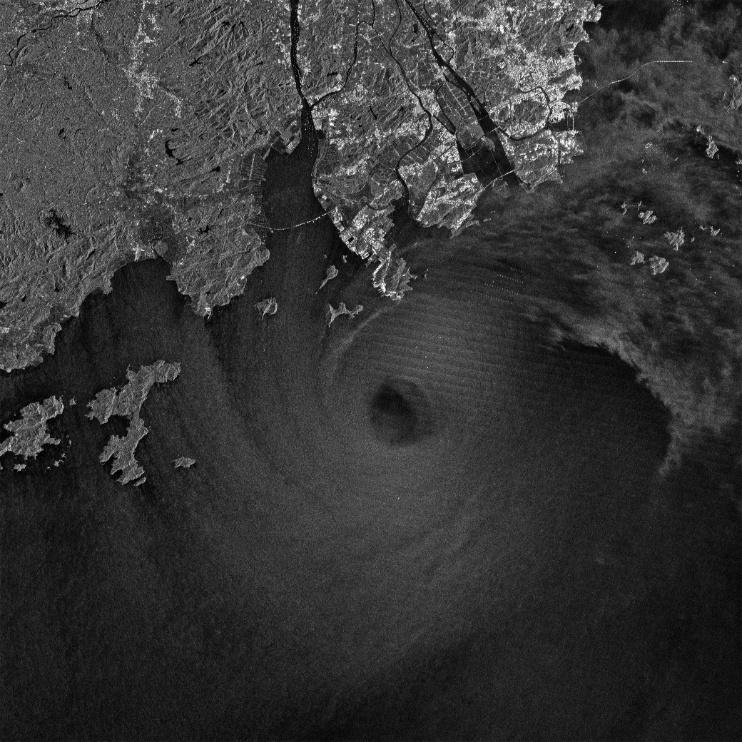 图1 广东东南沿海台风“小犬”高分三号卫星影像（2023年10月9日采集）.png